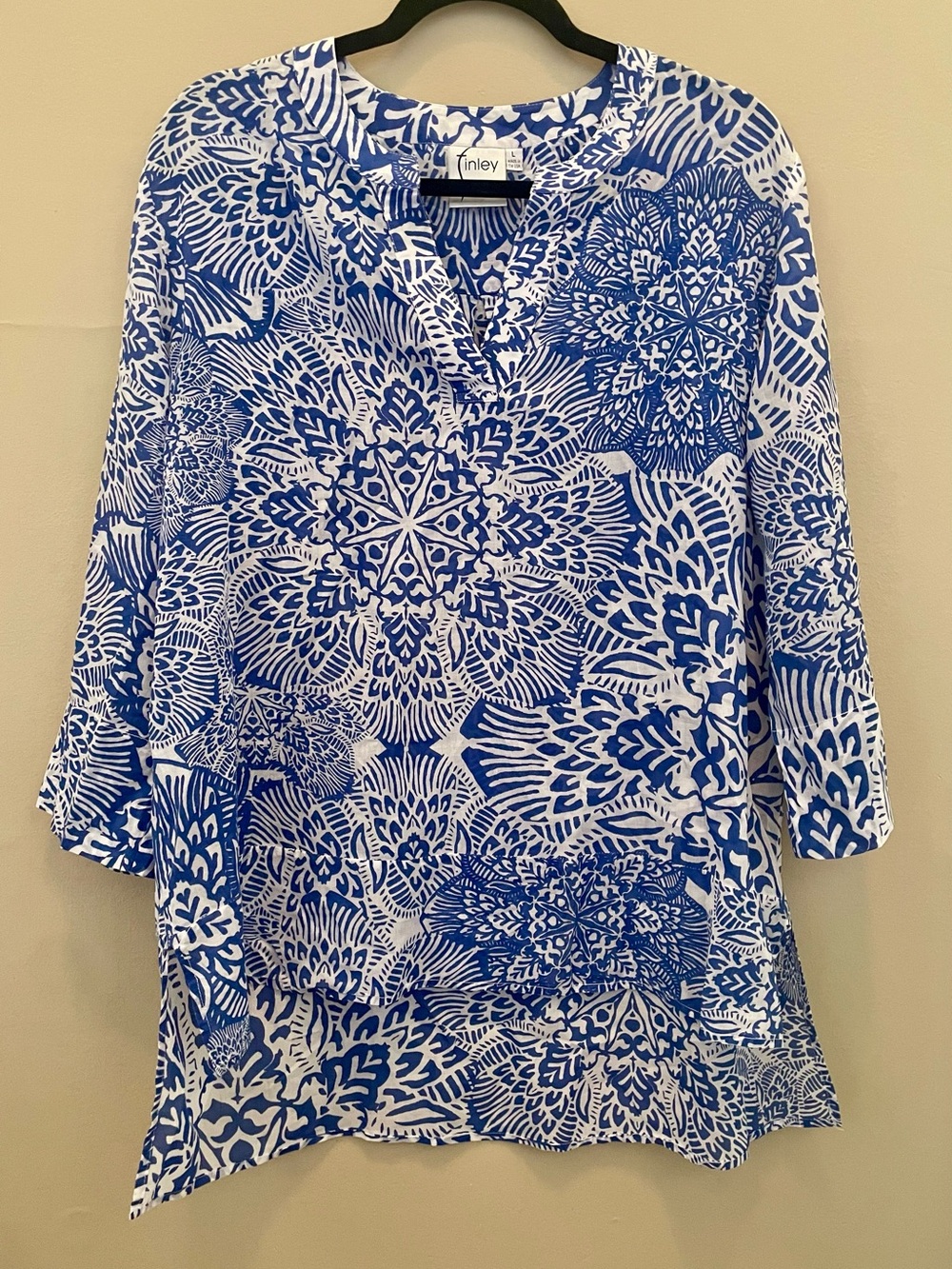 Finley Joni Popover Tunic Blue White Mandala Medallion Blouse High Low Size L